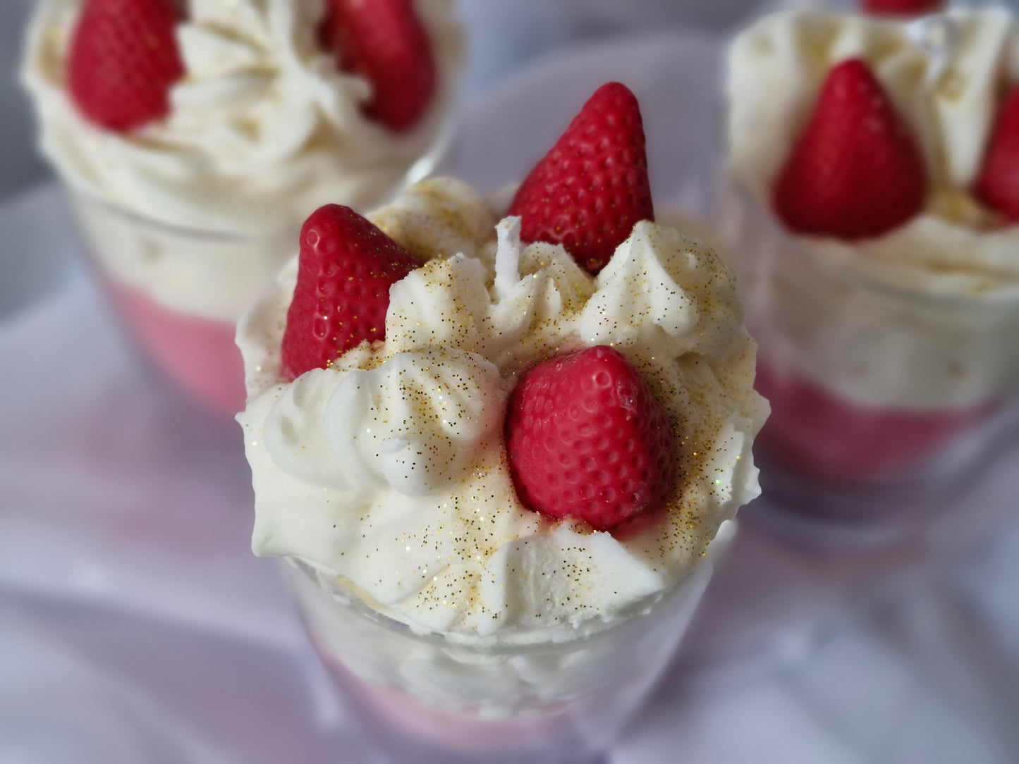 Erdbeer-Traum aus Wachs